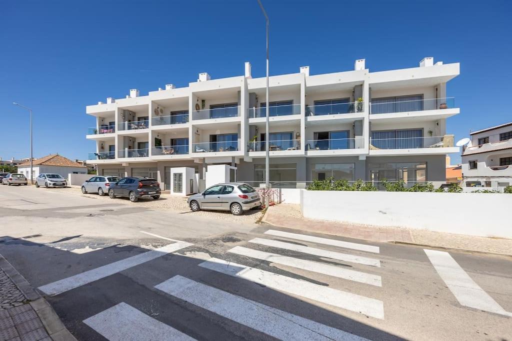 The Hub Central Apartment Burgau Bagian luar foto