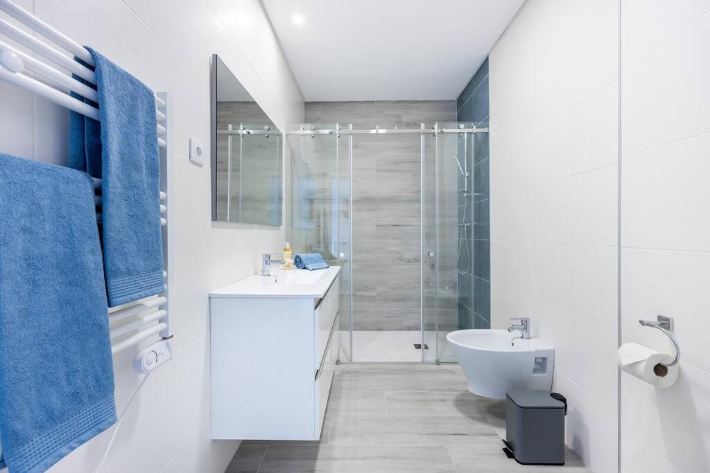 The Hub Central Apartment Burgau Bagian luar foto